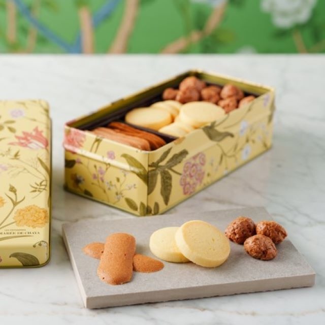 専用ページ お正月クッキー缶 手づくりクッキー 焼き菓子 LA MARÉE DE CHAYAの職人の手作りクッキー缶を贈る | カジュアルギフト
