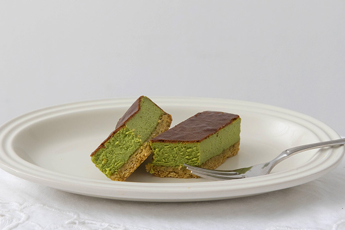 お茶と、暮らしとのバスクチーズケーキ6個セット(抹茶3個