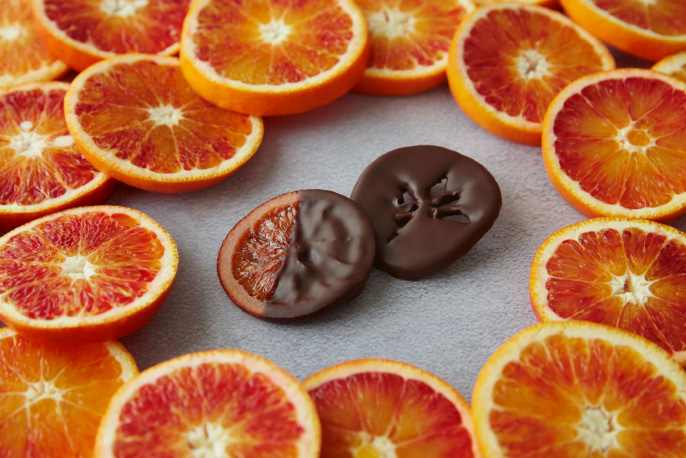よなフルの【限定】ブラッドオレンジ・晩柑ピールチョコセットを贈る