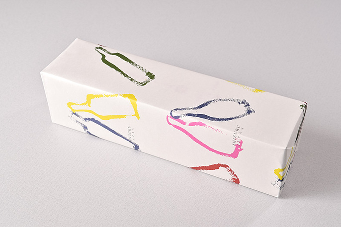 Shizuku Japanの紫ワイン スパークリング＆水色ワイン セットを贈る